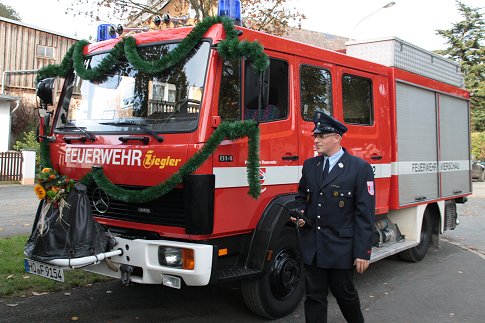 neues Feuerwehrfahrzeug