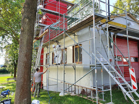 Feuerwehrhaus streichen